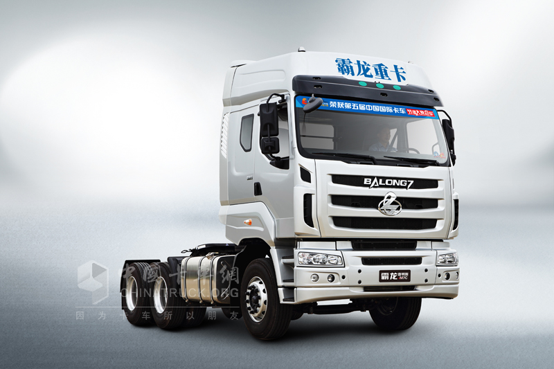 东风柳汽霸龙康明斯M7C右侧
