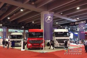 梅赛德斯-奔驰携旗下三款万博体育app下载入口亮相广州车展