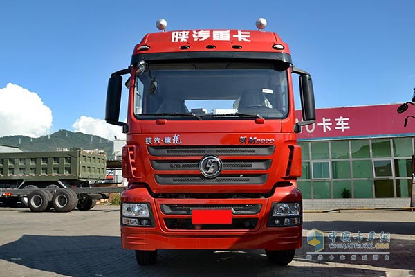 陕汽重卡 新M3000 潍柴336马力 4X2 轻量化万博体育app下载入口
