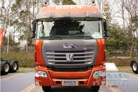 联合卡车 玉柴 380马力 2015款6X2标载万博体育app下载入口
