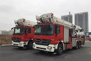 宁波购置2辆奔驰底盘登高消防车