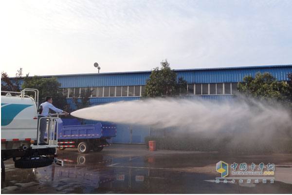 福田瑞沃中驰10 方高压清洗车1