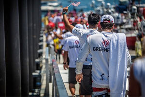 第七赛段开始 东风队告别纽波特