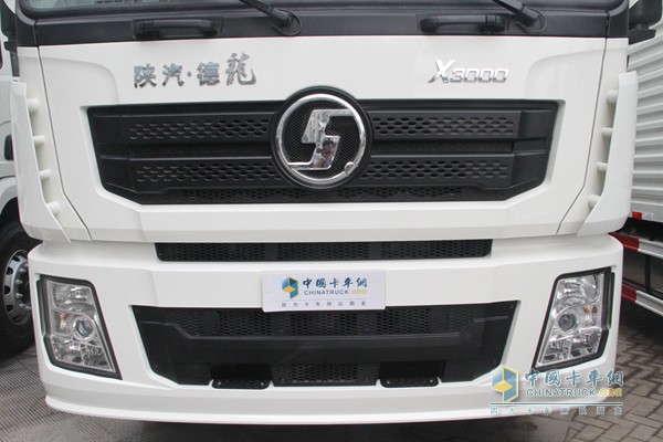 陕汽重卡 德龙x3000 310马力 8x4  冷藏车