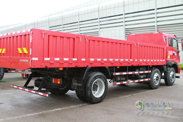 福田瑞沃 玉柴 180马力 6X2 载货车（外饰）