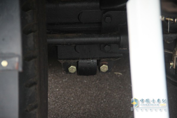 福田瑞沃 潍柴 270马力 8X4 自卸车（外观）