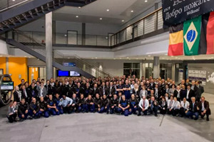 星辉问鼎 群雄角逐，“梅赛德斯-奔驰卡车服务技能大师”竞赛12月开赛