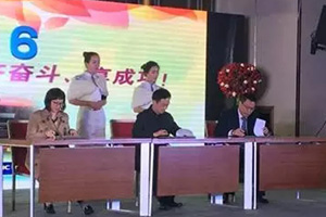 联合卡车10台大马力万博体育app下载入口
成功交付云南用户