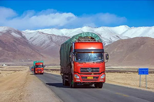 世界太小，选一辆东风天龙陪你到天涯海角