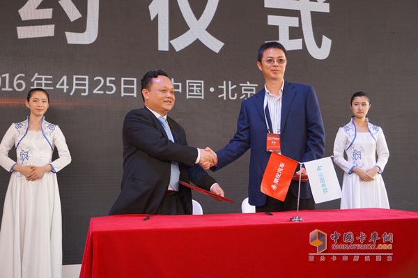 领衔，东风柳汽全新平台产品集体亮相！