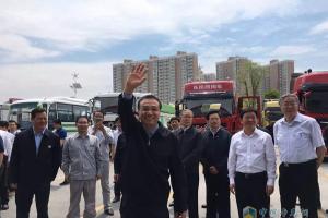【快讯】李克强总理视察东风商用车