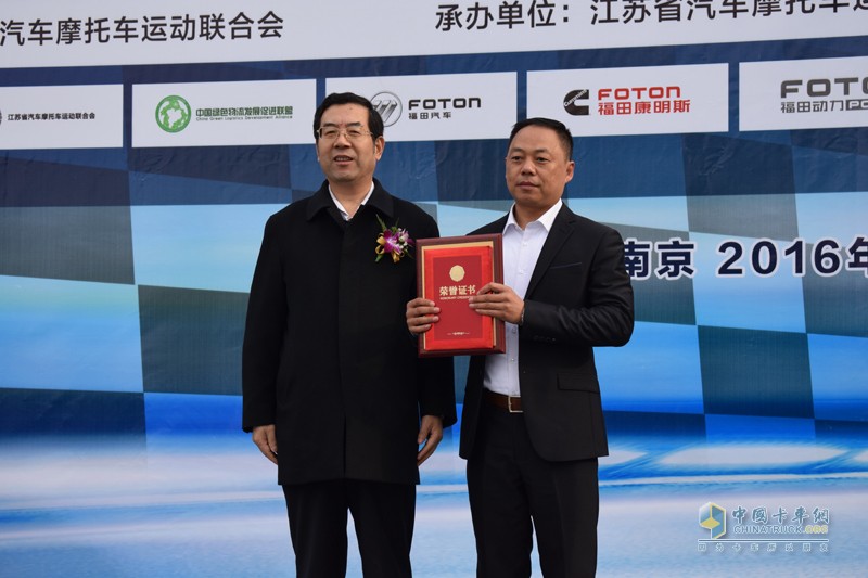 一汽解放 J6P重卡 轻量化版 350马力 6X4万博体育app下载入口