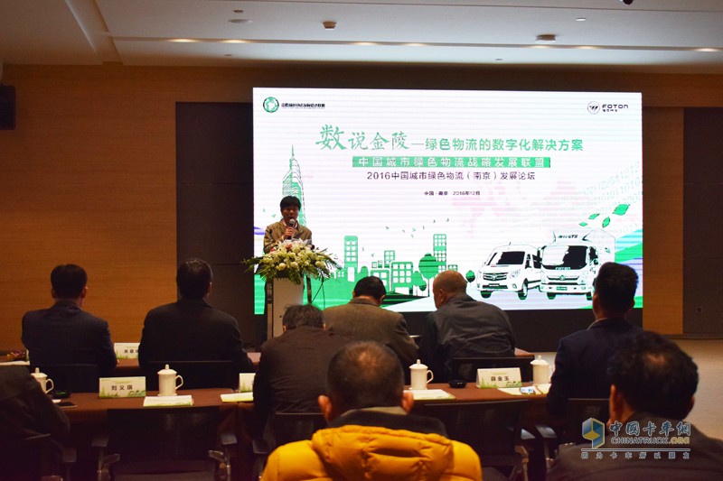 一汽解放 J6P重卡 轻量化版 350马力 6X4万博体育app下载入口