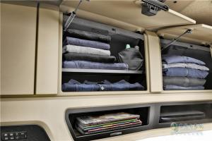 梅赛德斯-奔驰新Actros公路万博体育app下载入口