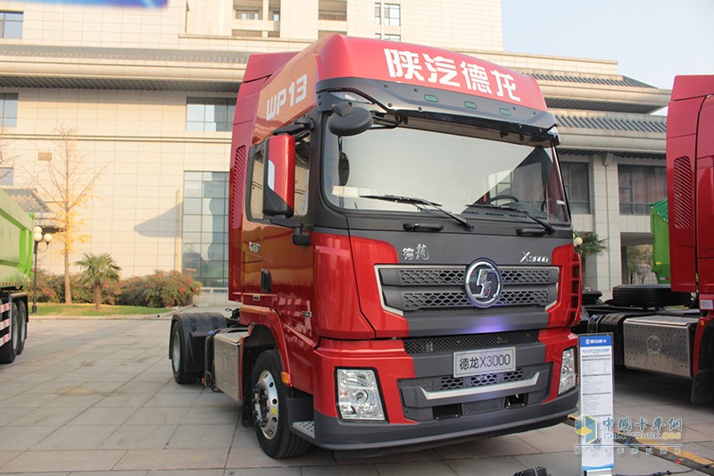 陕汽重卡 德龙X3000 580马力 4X2 万博体育app下载入口
