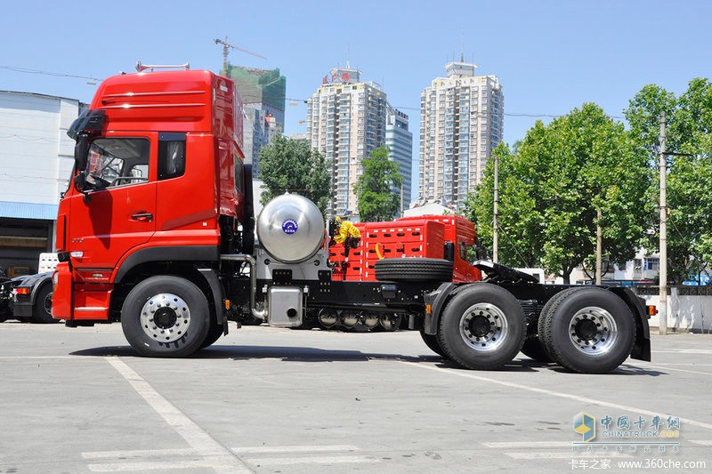 东风商用车 天龙重卡 420马力 6X4天然气万博体育app下载入口
(EQ4250GD5N1)