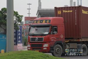 全新战场如何“拼”？从龙穴岛偶遇大运港口万博体育app下载入口
说开去……