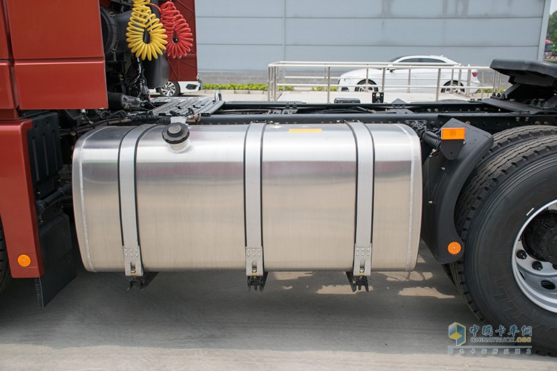 福田戴姆勒 欧曼GTL 6X4康明斯 X12 460 国六万博体育app下载入口