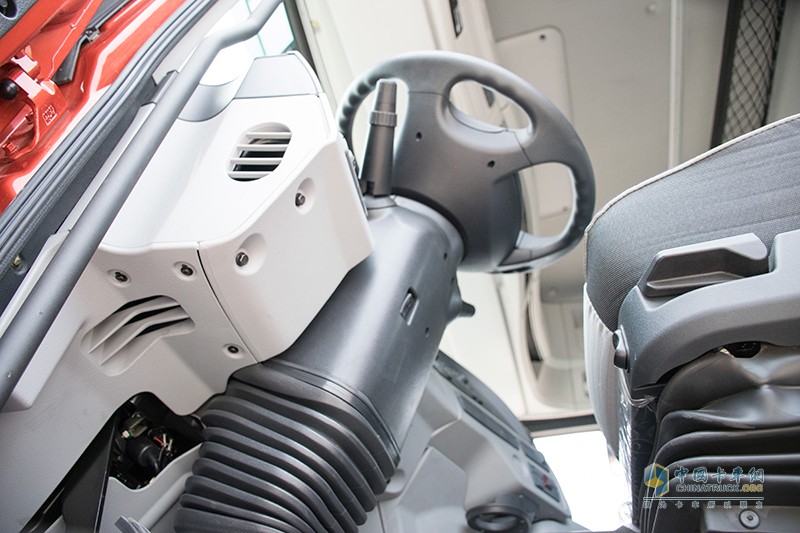 福田戴姆勒 欧曼GTL 6X4康明斯 X12 460 国六万博体育app下载入口