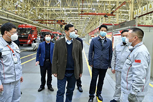 共克时艰 竺延风到东风商用车开展疫情防控与复工复产工作专题调研
