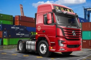 高效运载、多面运输 大运N8V 4×2港运万博体育app下载入口
的浓浓海“鲜”味  