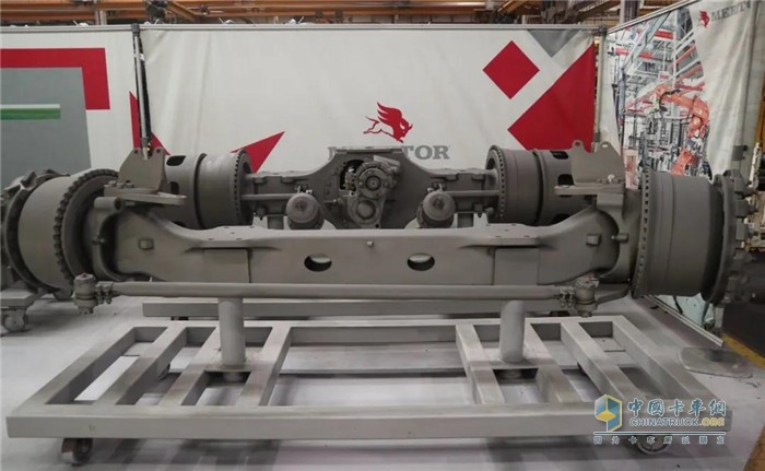 美驰50吨宽体矿用车桥