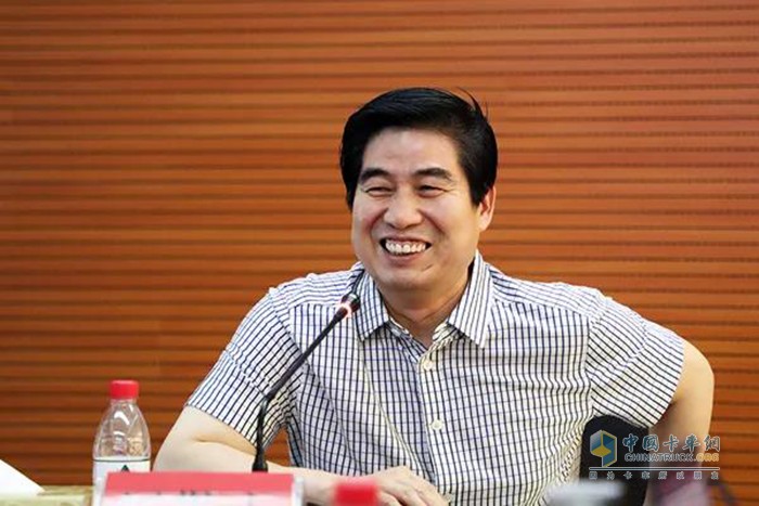 大运重卡,万博体育app下载入口
