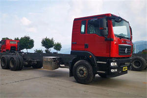 汕德卡随车吊：践行合作共赢，打造高端品质