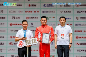 乘龙H5 400度充换电一体轻量化万博体育app下载入口
，出场即高光