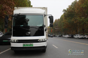 从“卖车”到“种树”，中国卡车企业出海谁能笑到最后？