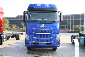 多拉快跑还舒适，乘龙H7 Pro 8X4绿通房车助卡友轻松创富