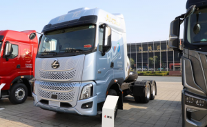 560大马力低气耗 乘龙H7 Pro创赢版LNG万博体育app下载入口助您赢上加盈