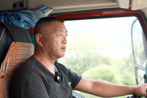 从霸龙到H7，这位货运老司机为何独宠东风柳汽乘龙？