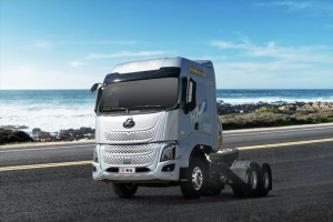 龙骨框架铸安全，乘龙H7 Pro创赢版LNG万博体育app下载入口长途运输更安心