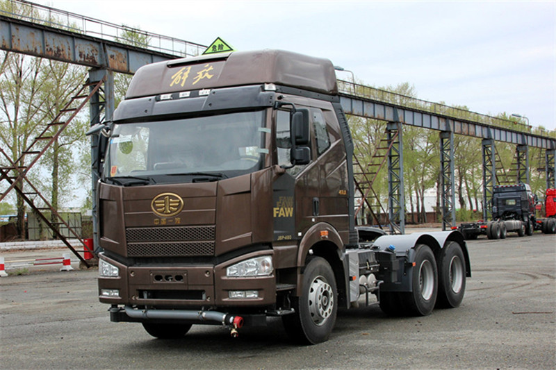 一汽解放 J6P重卡 标载型 350马力 6X4 国五LNG万博体育app下载入口(CA4250P66T1A3E24M5)