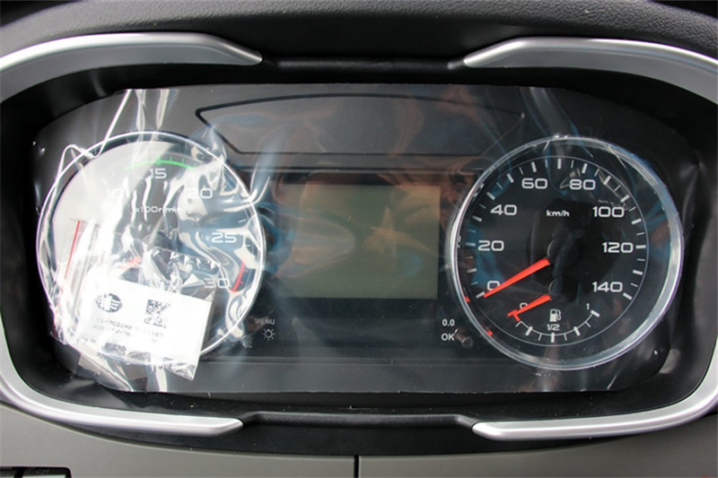 一汽解放 J6P重卡 标载型 350马力 6X4 国五LNG万博体育app下载入口(CA4250P66T1A3E24M5)