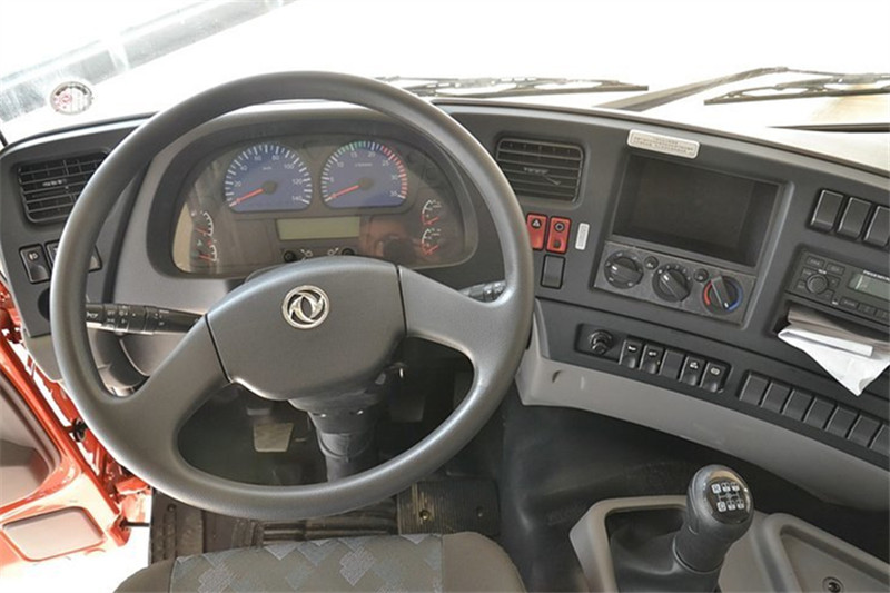 东风商用车 天龙重卡 340马力 4X2 国四万博体育app下载入口
(13T后桥)(DFL4181A6)