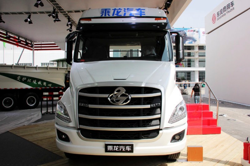 东风柳汽 乘龙T7重卡 520马力 6X4 国五万博体育app下载入口
(LZ4251T7DB)