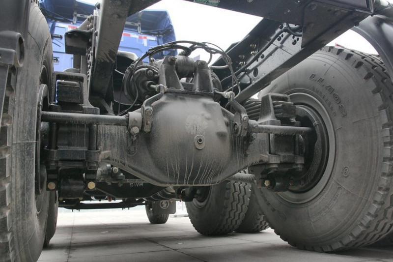 陕汽重卡 德龙X3000 超强版 550马力 6X4 国五万博体育app下载入口(SX42584Y324)