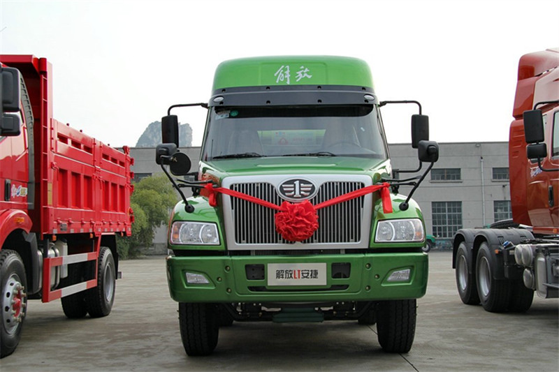 一汽解放柳特 新安捷(L5R)重卡 350马力 6X2 国五LNG万博体育app下载入口(CA4252N2E5R5T3A90)