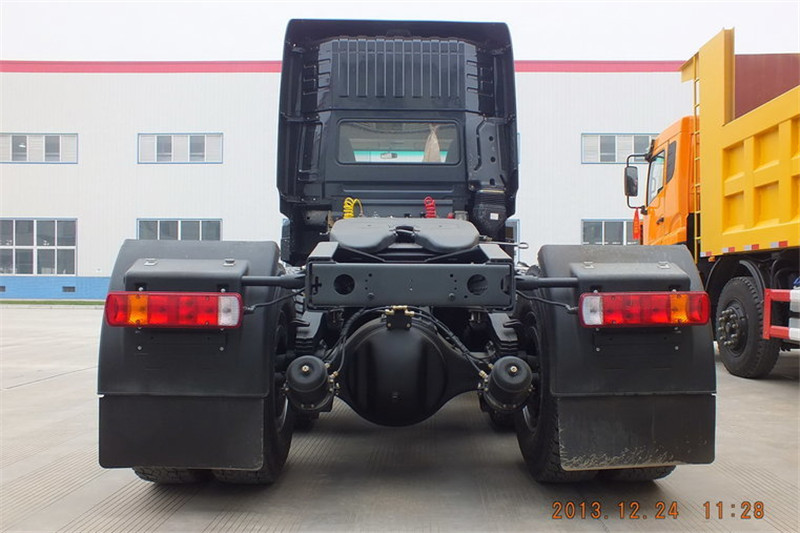 重汽王牌 W5G重卡 375马力 6X4 国四万博体育app下载入口
(CDW4250A1T4)