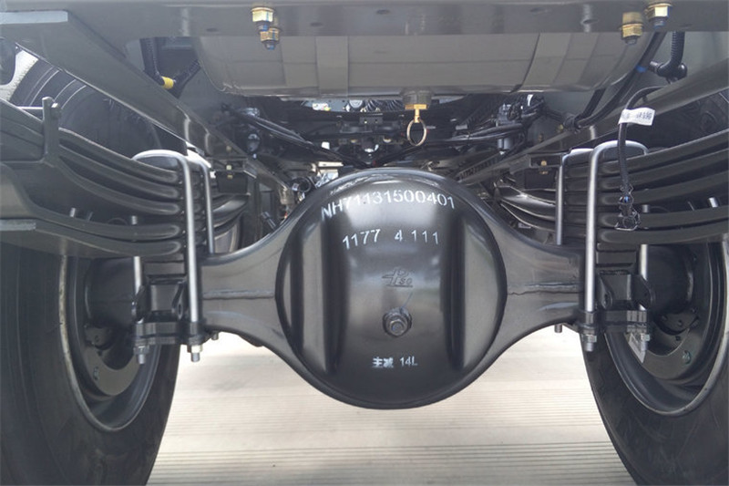重汽王牌 W5B重卡 340马力 6X4 国五万博体育app下载入口
(12档)(CDW4250A1T5)