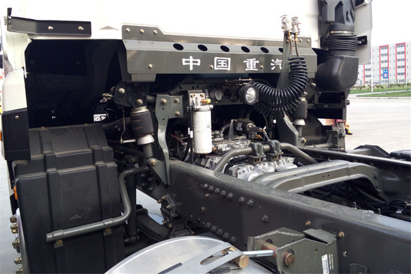 重汽王牌 W5B重卡 340马力 6X4 国五万博体育app下载入口
(12档)(CDW4250A1T5)