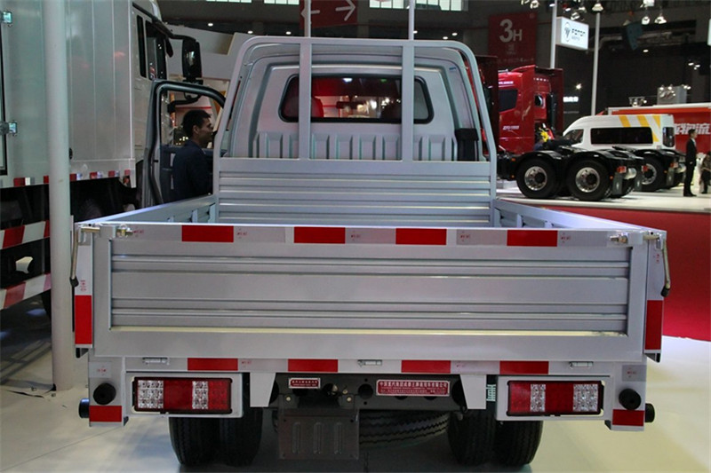 重汽王牌 W1系 1.8L 61马力 柴油 2.5米 国四双排栏板微卡(CDW5030CCYS3M4)