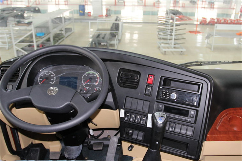 重汽王牌 W5G重卡 340马力 6X4 5.6米 国四自卸车(CDW3250A2S4)