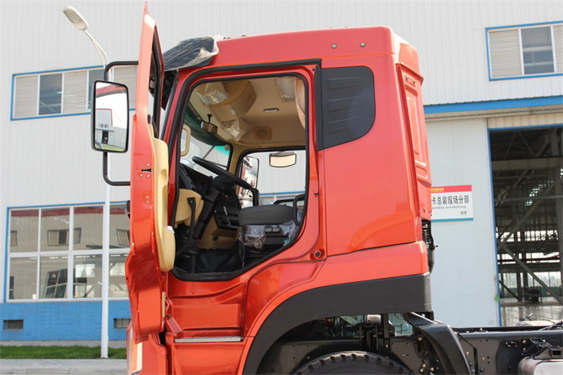 重汽王牌 W5G重卡 340马力 6X4 5.6米 国四自卸车(CDW3250A2S4)