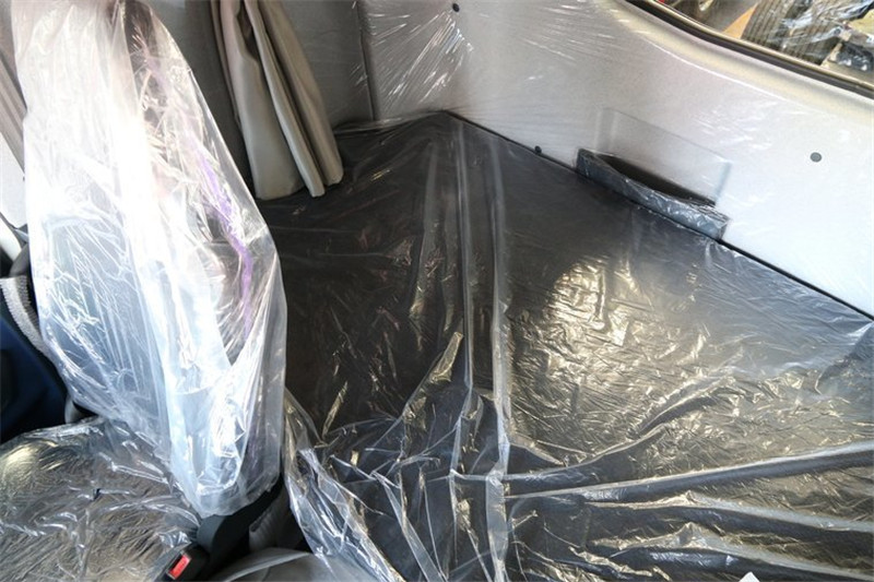 中国重汽 HOWO T7H 重卡 430马力 6X4 LNG 国五万博体育app下载入口(ZZ4257V384HE1LB)