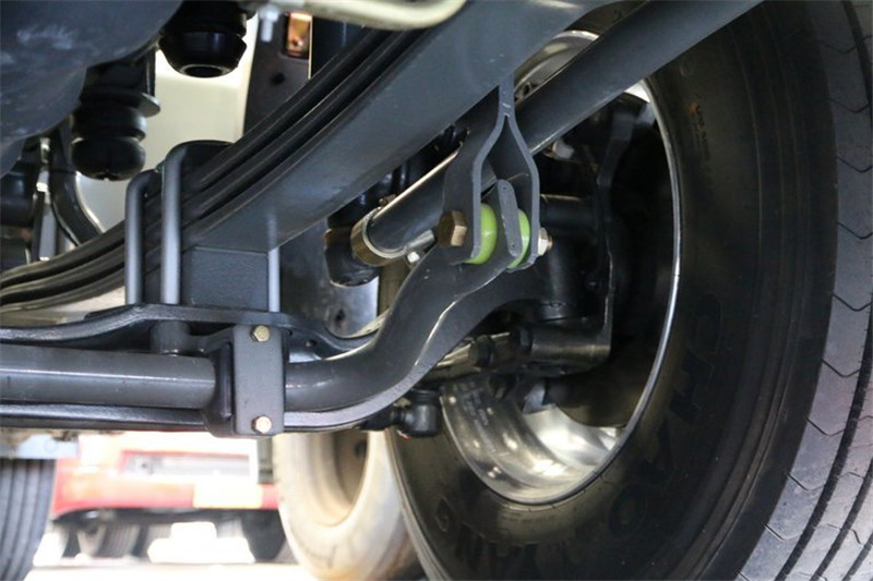 中国重汽 HOWO T7H 重卡 430马力 6X4 LNG 国五万博体育app下载入口(ZZ4257V384HE1LB)