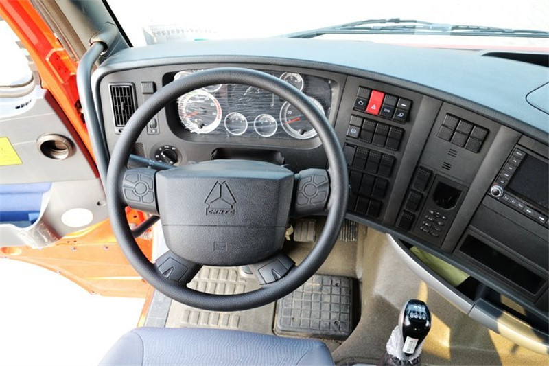 中国重汽 HOWO T7H重卡 440马力 4X2 国四危险品万博体育app下载入口
(ZZ4187V361HD1W)(高顶)