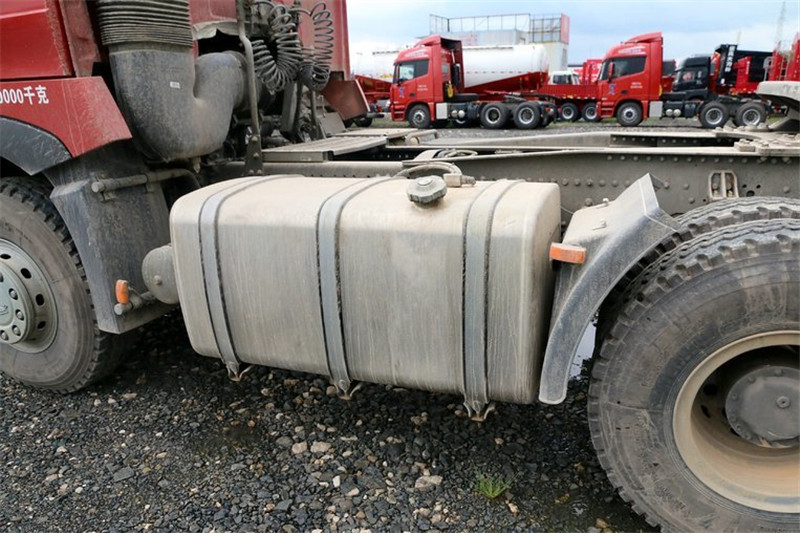 中国重汽 HOWO T7H重卡 360马力 4X2 国四万博体育app下载入口(ZZ4187N361HD1B)